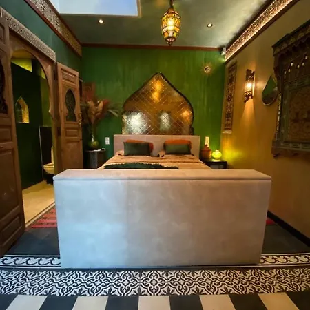 Agraba, 1001 Nights Bed & Breakfast Lomm