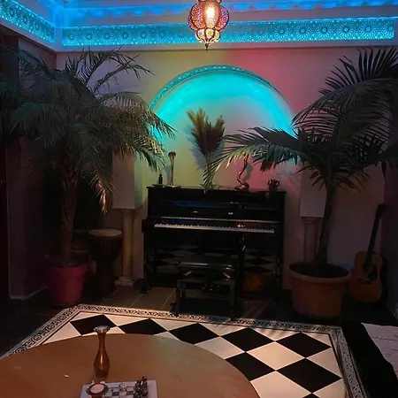 Frühstückspension Agraba, 1001 Nights Lomm