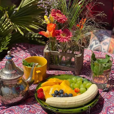 Agraba, 1001 Nights Couette-café
