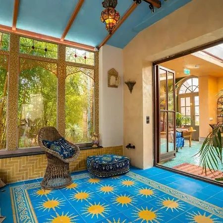 Agraba, 1001 Nights 3*