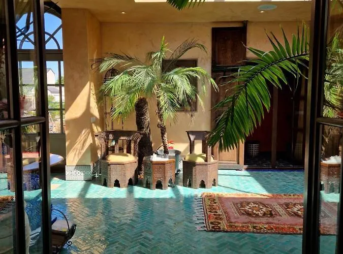 Agraba, 1001 Nights 3*