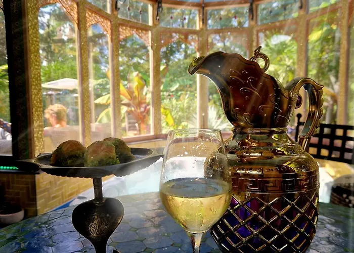 Agraba, 1001 Nights Alojamento de Acomodação e Pequeno-almoço Lomm